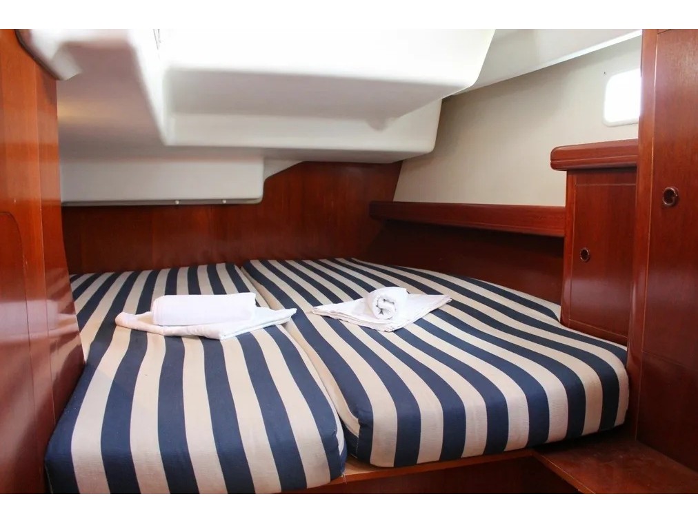 Rzut jachtu Oceanis 473 Pigasos