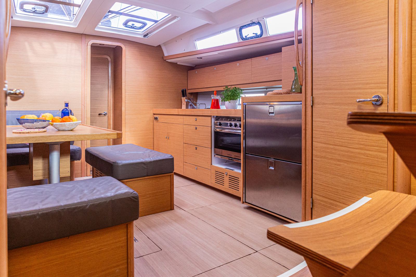 Rzut jachtu Dufour 460 Grand Large Discovery Planet