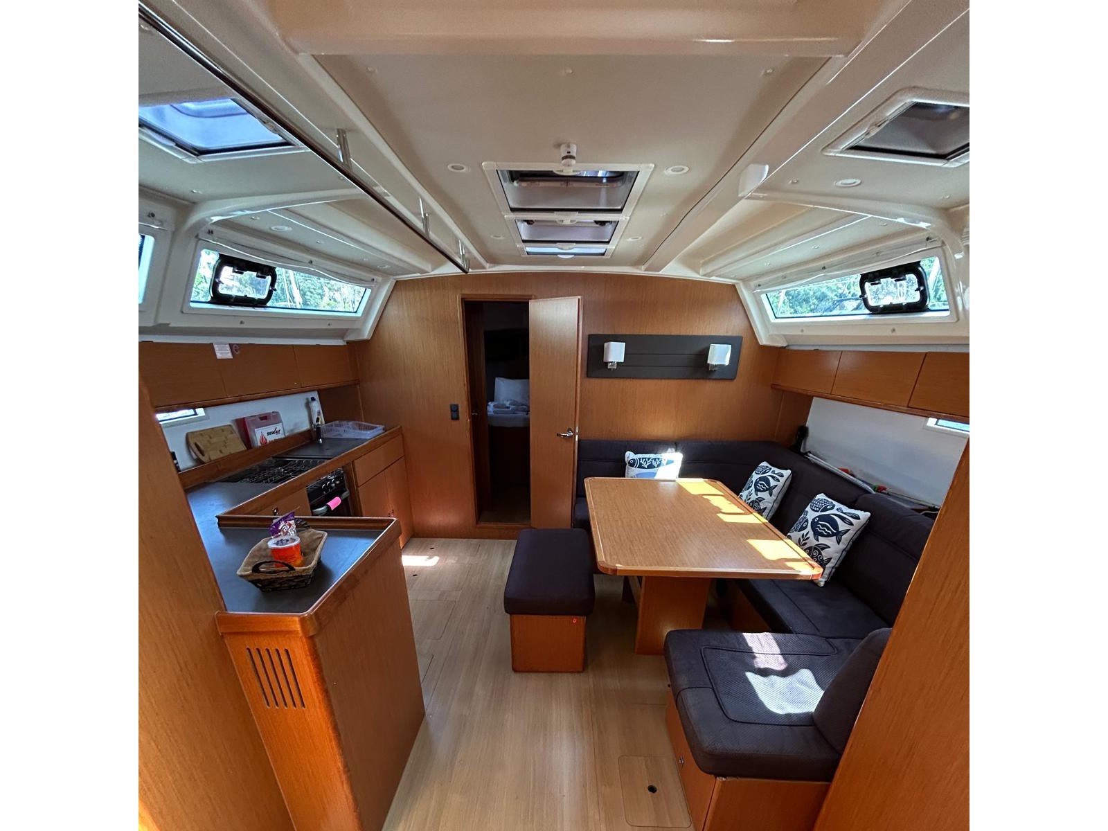 Rzut jachtu Bavaria 46 Cruiser Mesela
