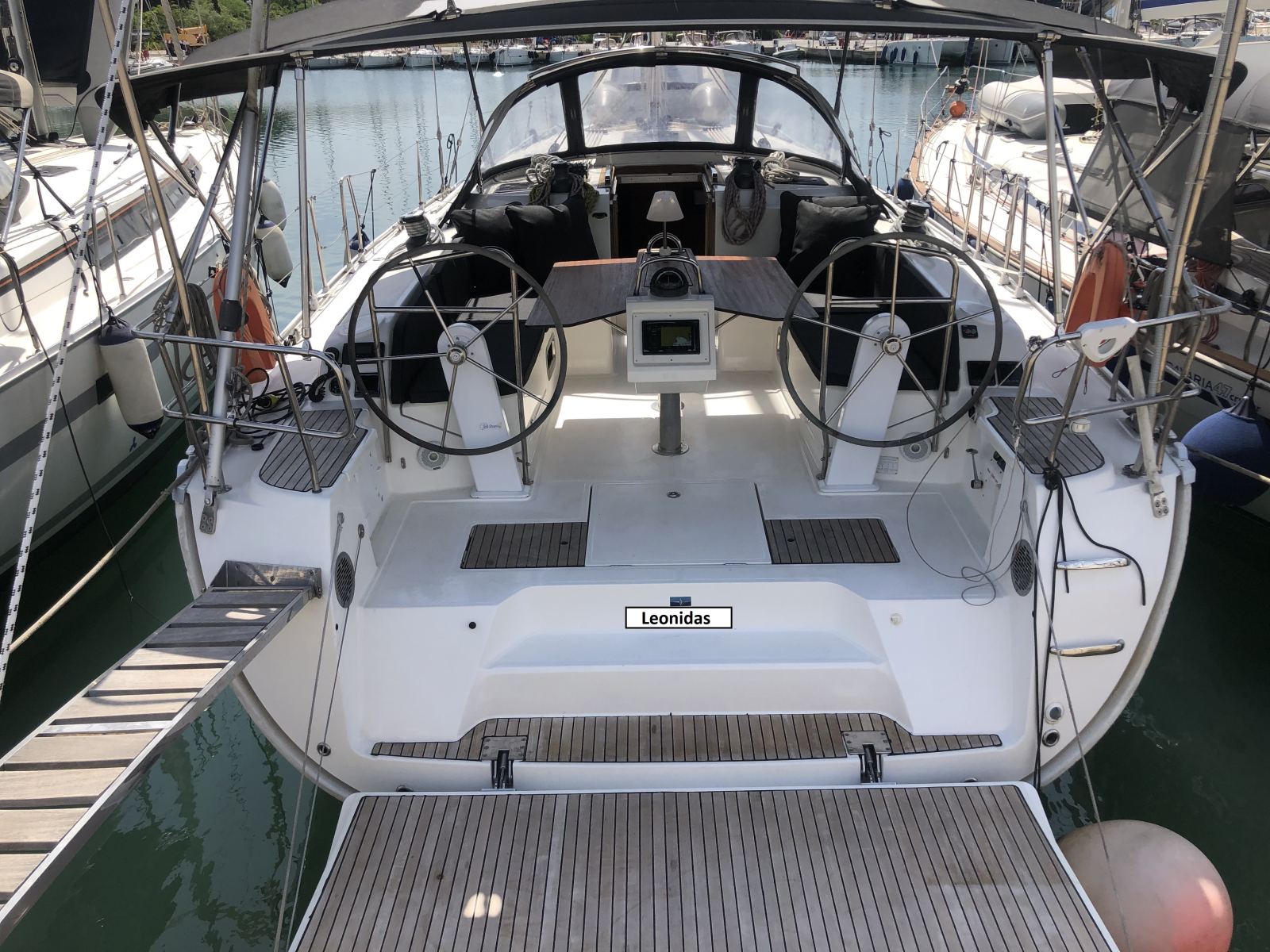 Rzut jachtu Bavaria 46 Cruiser Leonidas Bavaria 46 Cruiser