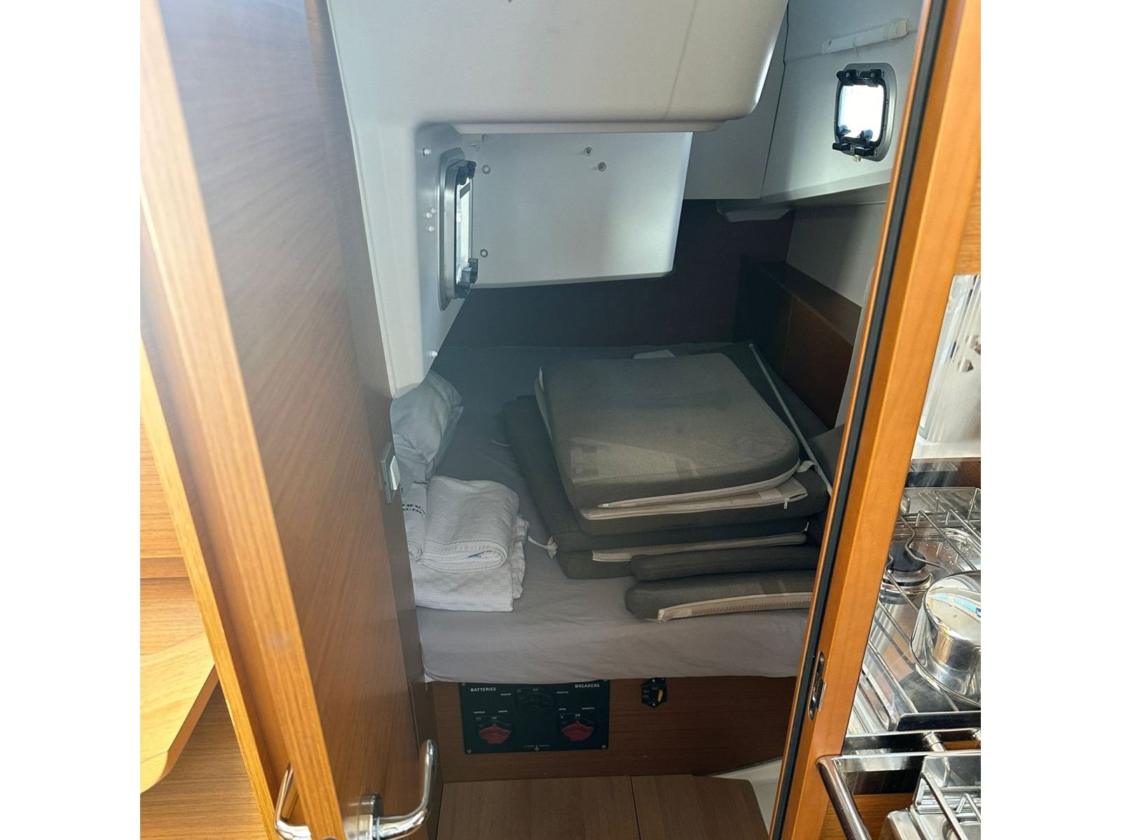 Rzut jachtu Sun Odyssey 380 Ocean Breeze