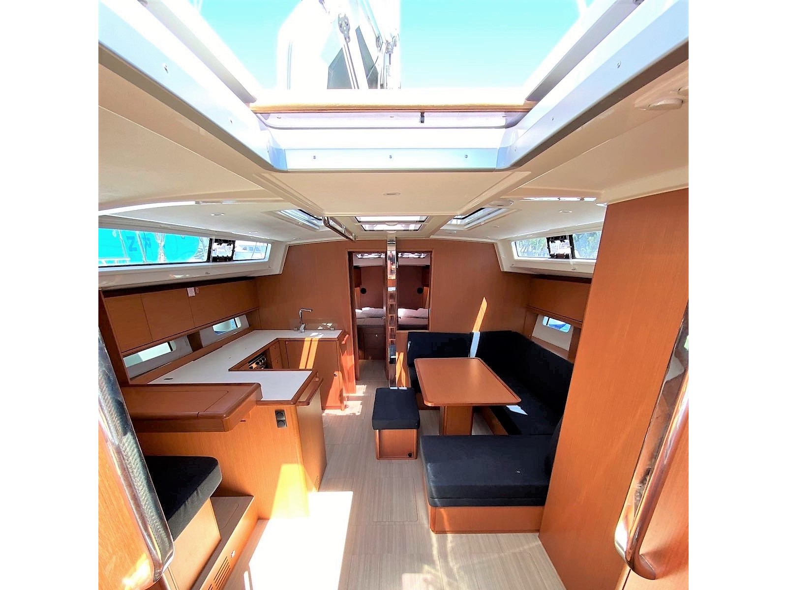 Rzut jachtu Bavaria C46 JASON