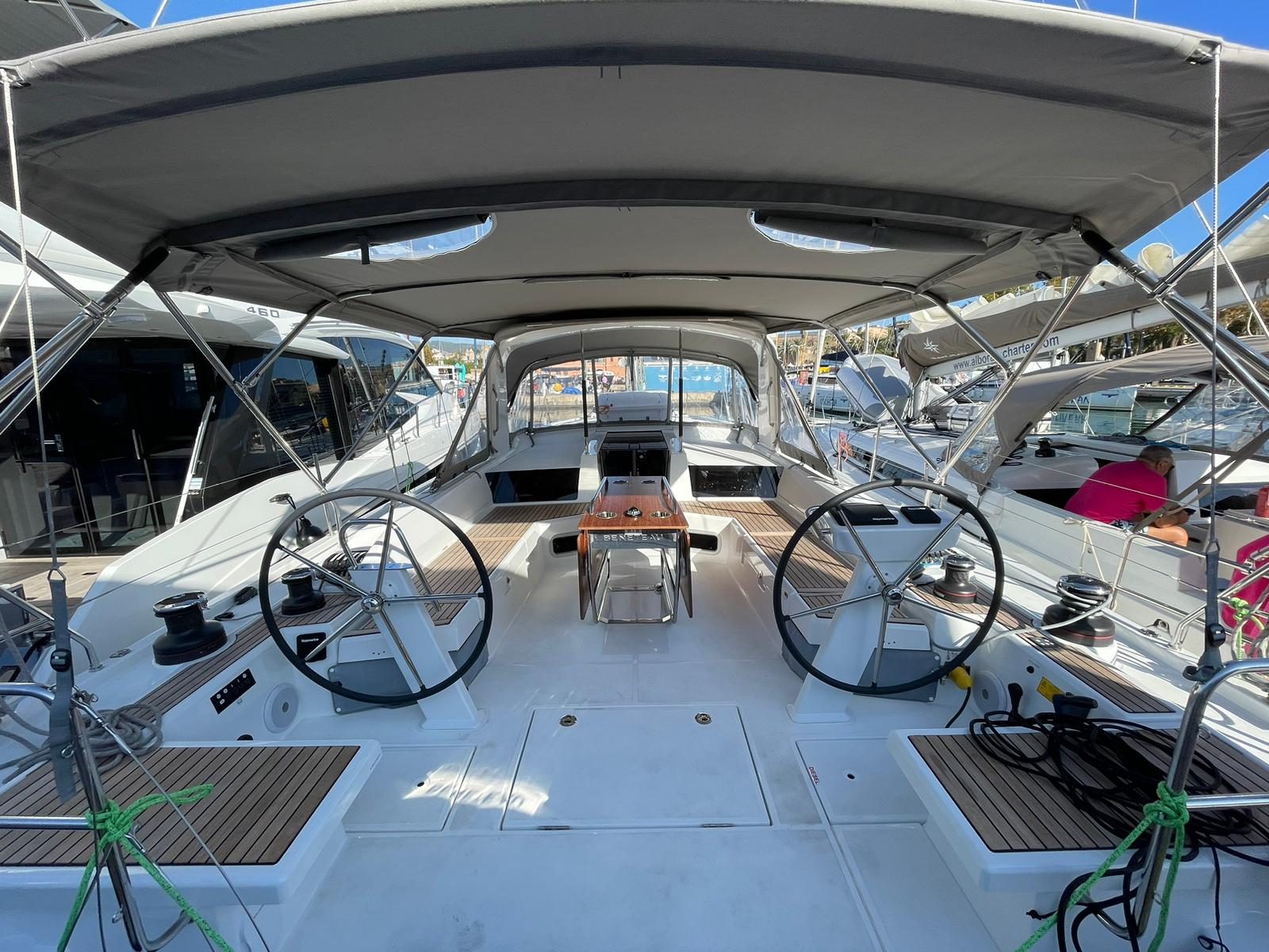Jacht Monica (Oceanis 51.1)