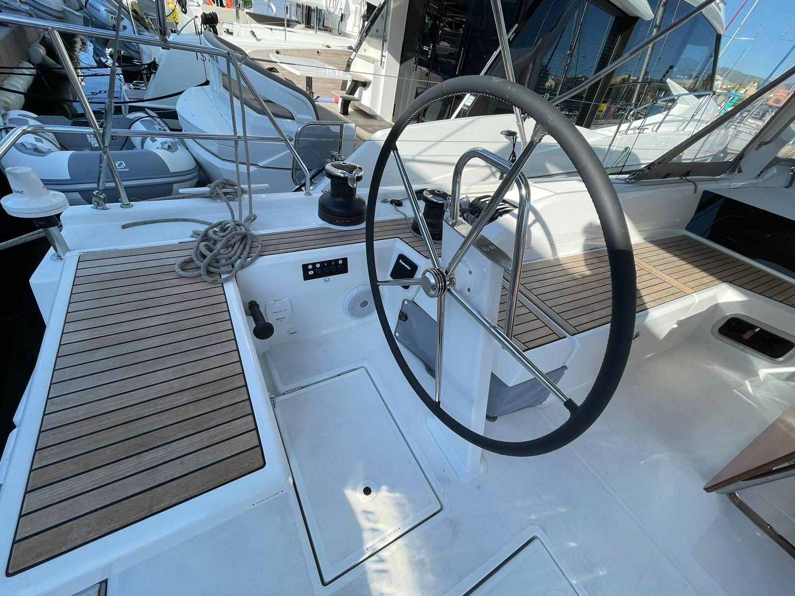 Jacht Monica (Oceanis 51.1)