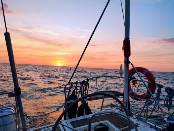 Bremerhaven – Helgoland – Egersund – Bergen (100h)