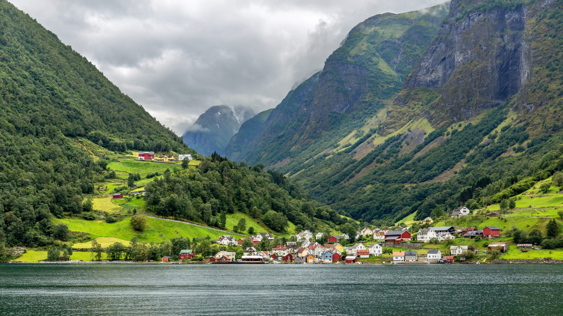 Alesund – fiordy Norwegii – Trondheim